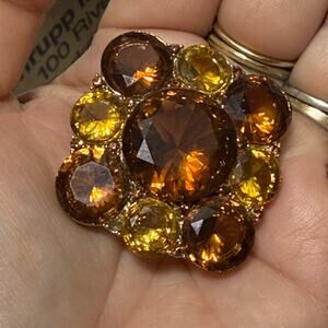 Liz Claiborne Amber Rhinestone Brooch Gold Tone Statement Pin Vintage fashion